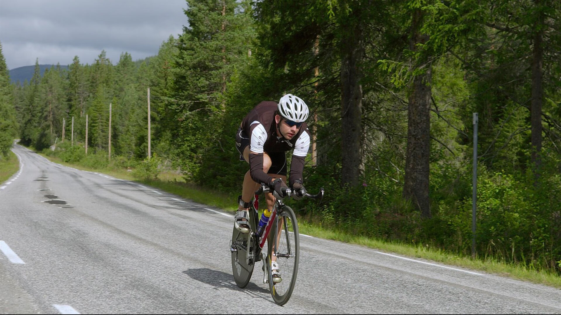 开云中国大陆-维尼修斯在西甲连续7场高光瞬间，引领皇马攻击线